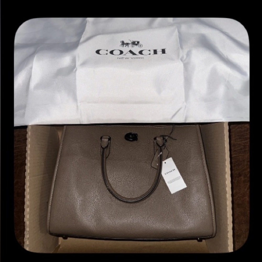 Coach Women's Brooke Carryall in Stone